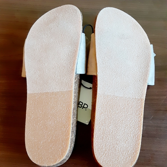 BP Tapis Slide Sandal Taupe Faux Suede 5M - Picture 9 of 10